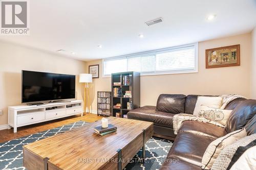 43 Briar Road, Barrie, ON - Indoor Photo Showing Living Room