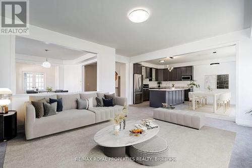 38 Quick Trail, Clarington, ON - Indoor Photo Showing Living Room