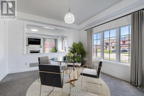 38 Quick Trail, Clarington, ON - Indoor Photo Showing Dining Room