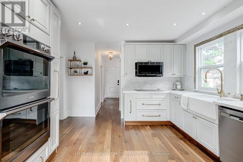 20 Payzac Avenue, Toronto, ON - Indoor Photo Showing Kitchen With Upgraded Kitchen