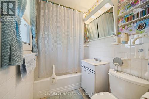 143 Exeter Road, Ajax, ON - Indoor Photo Showing Bathroom