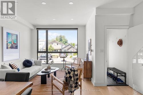 883 Cosburn Avenue, Toronto, ON - Indoor Photo Showing Living Room