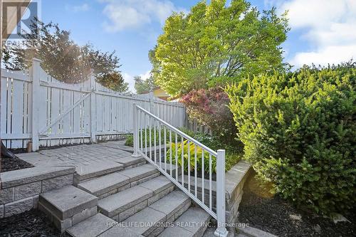 791 Arden Court, Oshawa, ON - Outdoor