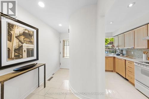 134 Dupont Street, Toronto, ON - Indoor Photo Showing Kitchen