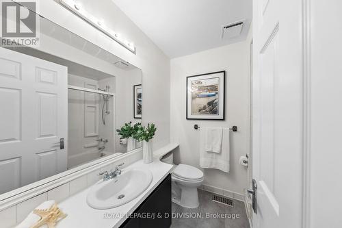 134 Dupont Street, Toronto, ON - Indoor Photo Showing Bedroom