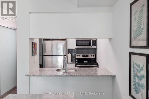 608 - 69 Lynn Williams Street, Toronto, ON - Indoor Photo Showing Kitchen With Upgraded Kitchen