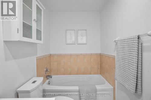 Uph3 - 410 Queens Quay W, Toronto, ON - Indoor Photo Showing Bathroom