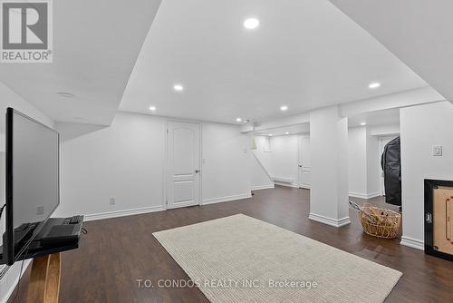 38 Poplar Plains Crescent, Toronto, ON - Indoor Photo Showing Other Room