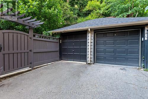 38 Poplar Plains Crescent, Toronto, ON - Outdoor With Exterior