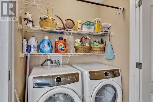 17 - 301 Carnegie Avenue, Peterborough, ON - Indoor Photo Showing Laundry Room