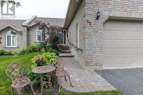 17 - 301 Carnegie Avenue, Peterborough (Northcrest), ON - Outdoor