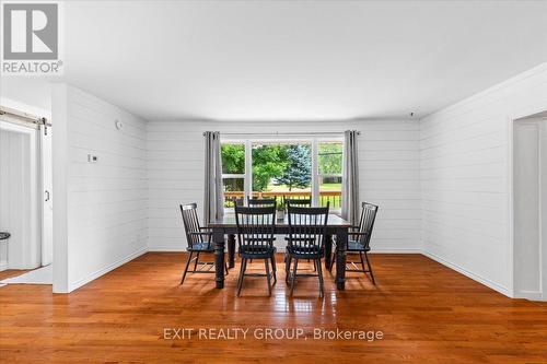 345 County Road 28, Prince Edward County, ON - Indoor Photo Showing Dining Room