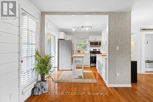 345 County Road 28, Prince Edward County, ON - Indoor Photo Showing Kitchen