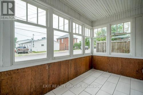 99 South John Street, Belleville, ON - Indoor Photo Showing Other Room