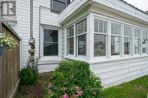 99 South John Street, Belleville, ON - Outdoor