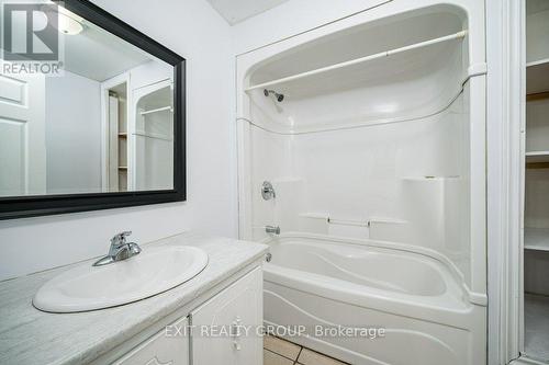 99 South John Street, Belleville, ON - Indoor Photo Showing Bathroom