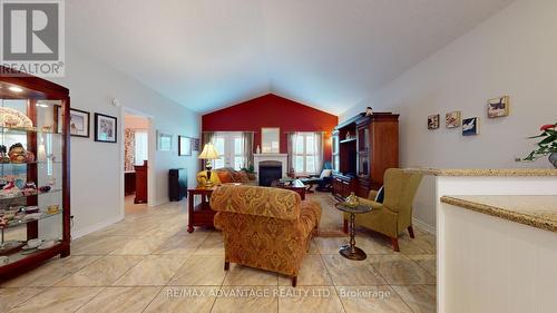 8 - 1144 Coronation Drive, London, ON - Indoor