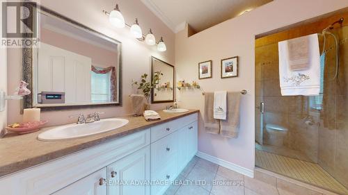 8 - 1144 Coronation Drive, London, ON - Indoor Photo Showing Bathroom