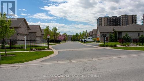 8 - 1144 Coronation Drive, London, ON - Outdoor