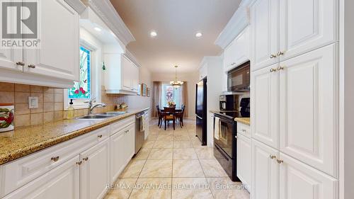 8 - 1144 Coronation Drive, London, ON - Indoor Photo Showing Kitchen With Double Sink