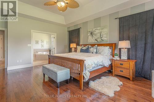 2290 Westchester Bourne, Thames Centre, ON - Indoor Photo Showing Bedroom