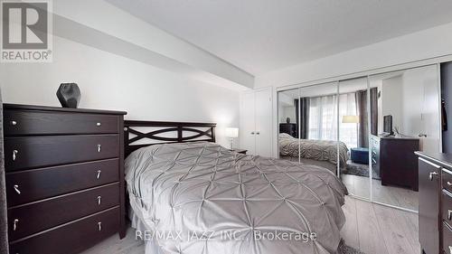 803 - 10 Queens Quay W, Toronto, ON - Indoor Photo Showing Bedroom