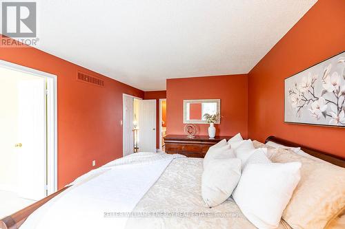 2 Hampstead Gate, Clarington, ON - Indoor Photo Showing Bedroom