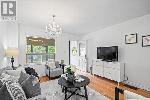 12 Marigold Avenue, Toronto, ON - Indoor Photo Showing Living Room