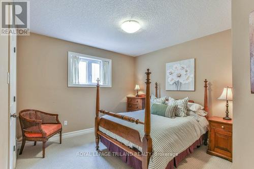 909 Fogerty Street, London, ON - Indoor Photo Showing Bedroom