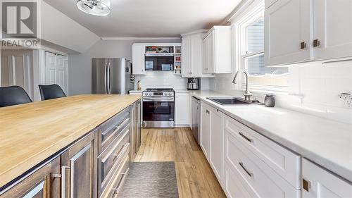 75 Hayward Avenue, St. John'S, NL - Indoor Photo Showing Kitchen With Upgraded Kitchen