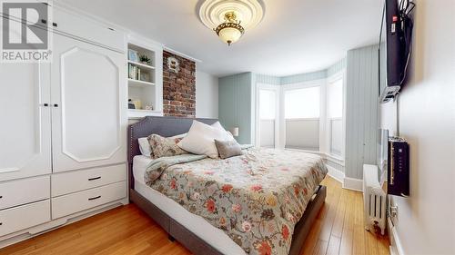 75 Hayward Avenue, St. John'S, NL - Indoor Photo Showing Bedroom
