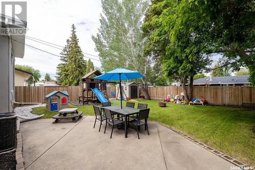 810 Arlington Avenue, Saskatoon, SK - Outdoor With Deck Patio Veranda With Backyard