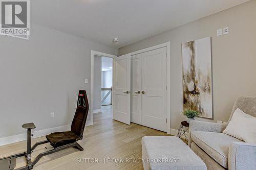 1072 Oakcrossing Road, London, ON - Indoor