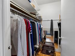 Walk- In Closet - 