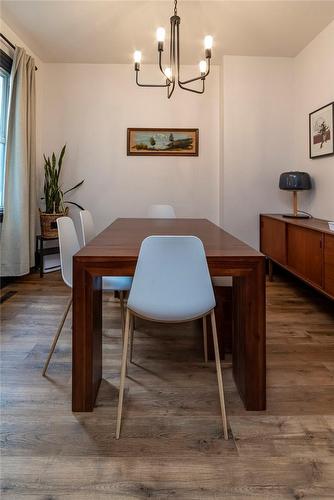 48 Emerald Street N, Hamilton, ON - Indoor Photo Showing Dining Room