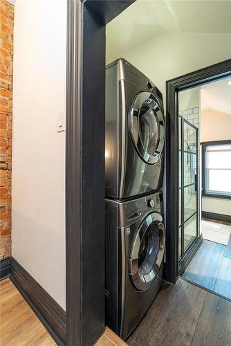 48 Emerald Street N, Hamilton, ON - Indoor Photo Showing Laundry Room