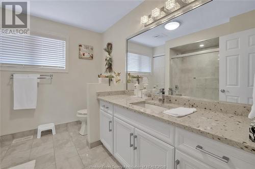 1105 Glicka, Windsor, ON - Indoor Photo Showing Bathroom