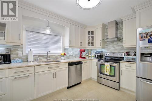 1105 Glicka, Windsor, ON - Indoor Photo Showing Kitchen