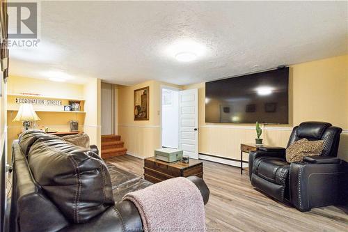 196 Bessborough Ave, Moncton, NB - Indoor Photo Showing Living Room