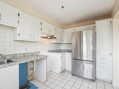 Kitchen - 402-5250 Rue Riviera, Montréal (Pierrefonds-Roxboro), QC - Indoor Photo Showing Kitchen