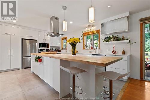 579 Lafleur, Dieppe, NB - Indoor Photo Showing Kitchen With Upgraded Kitchen
