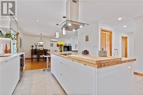579 Lafleur, Dieppe, NB - Indoor Photo Showing Kitchen