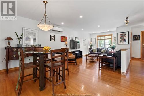 579 Lafleur, Dieppe, NB - Indoor Photo Showing Dining Room