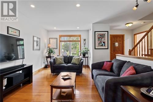 579 Lafleur, Dieppe, NB - Indoor Photo Showing Living Room