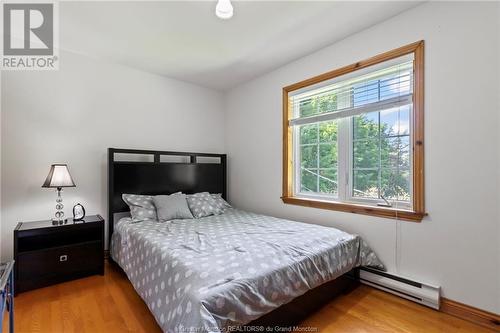 579 Lafleur, Dieppe, NB - Indoor Photo Showing Bedroom