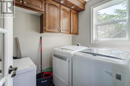 12 Wood Path, Clarkes Beach, NL - Indoor Photo Showing Laundry Room