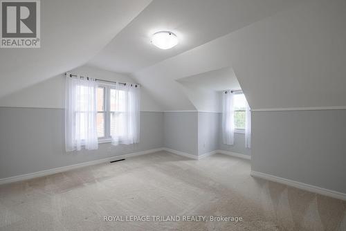 376 Ridgewood Crescent, London, ON - Indoor Photo Showing Other Room