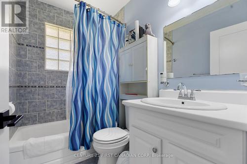 1294 Preston Street E, London, ON - Indoor Photo Showing Bathroom