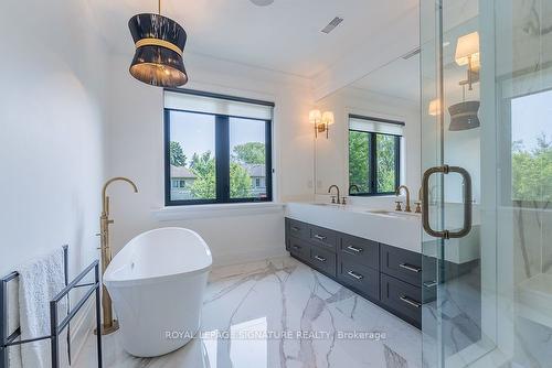 158 Angelene St, Mississauga, ON - Indoor Photo Showing Bathroom