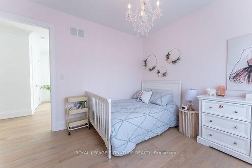 158 Angelene St, Mississauga, ON - Indoor Photo Showing Bedroom